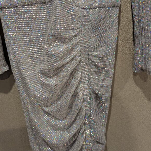 Lavish Alice * Signature Silver Iridescent Sequin Midi Dress * Size 10 - Picture 7 of 9